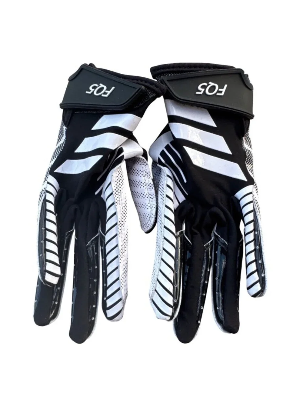 Adidas FQ5 Filthy Quick 5.0 Size Small Reciever Gloves Black White NWT